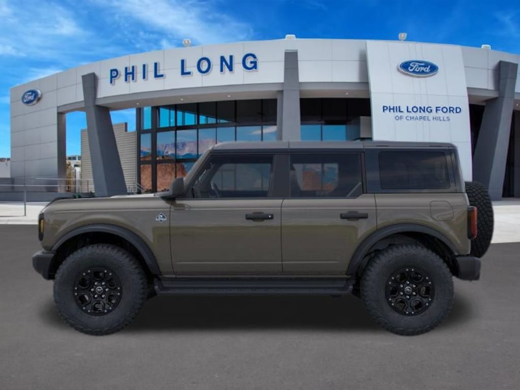 New 2026 Ford Bronco Outer Banks SUV