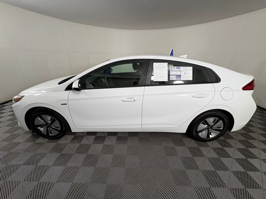 2019 Hyundai Ioniq Blue photo 4