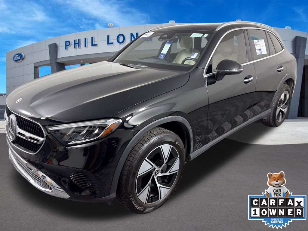 2024 Mercedes-Benz GLC GLC 300 4MATIC's photo