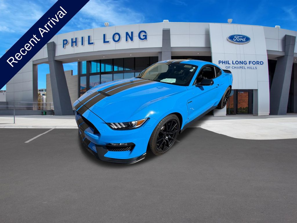 2017 Ford Mustang