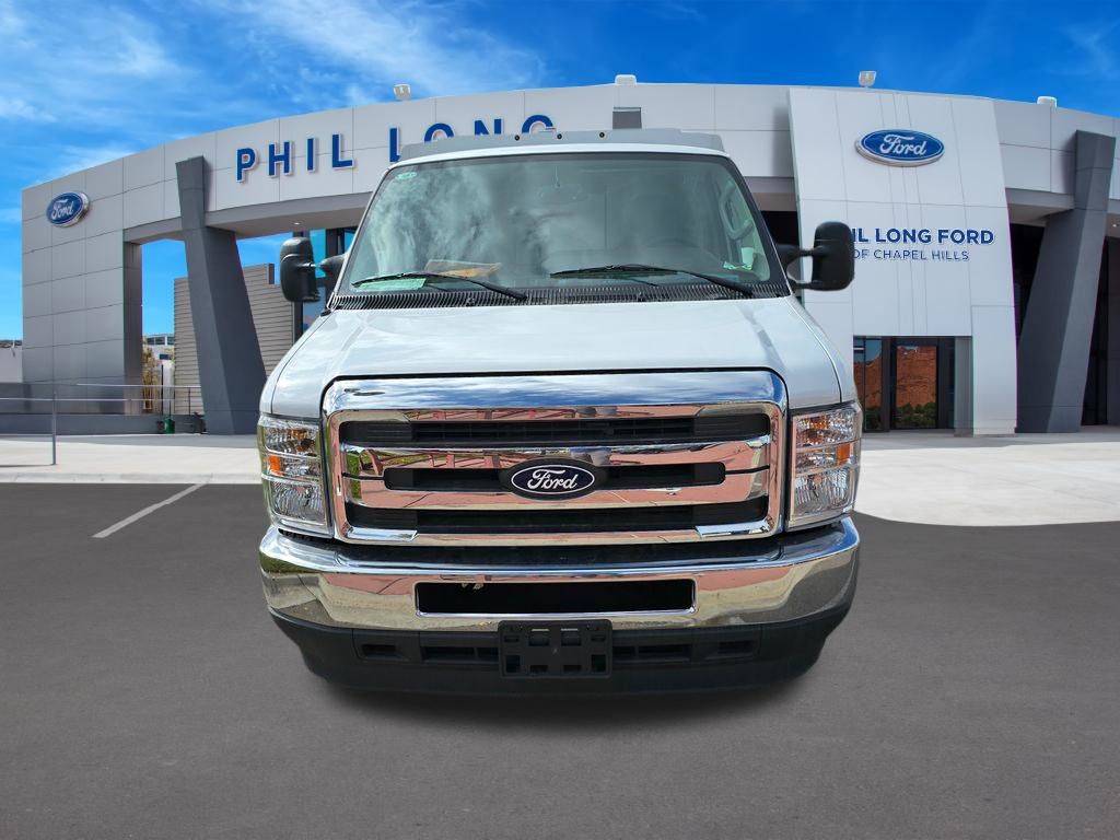 2026 Ford E-Series Cutaway Base - Photo 33