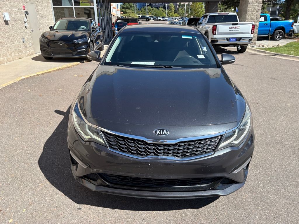 2019 Kia Optima LX photo 2
