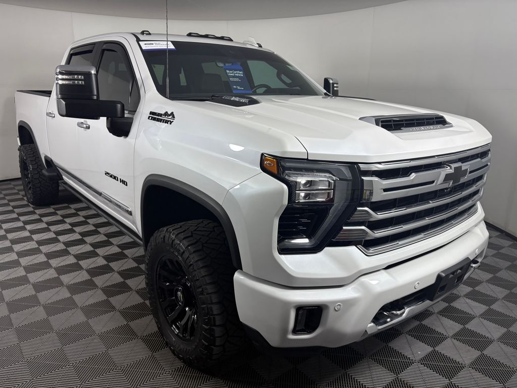 2024 Chevrolet Silverado 2500HD High Country's photo