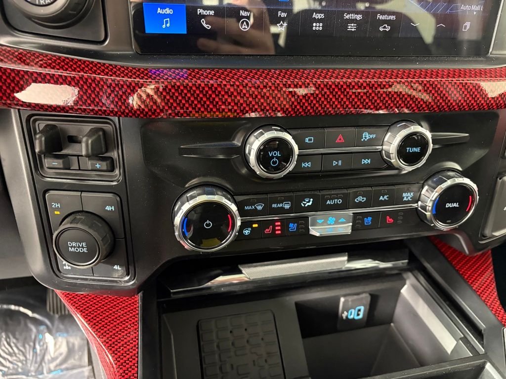2025 Ford F-250 Super Duty Lariat - Photo 24