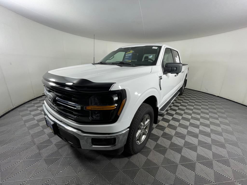 2024 Ford F-150 XLT photo 4