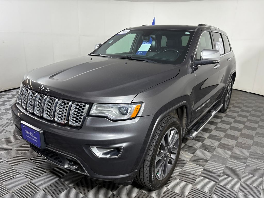 2017 Jeep Grand Cherokee Overland photo 2