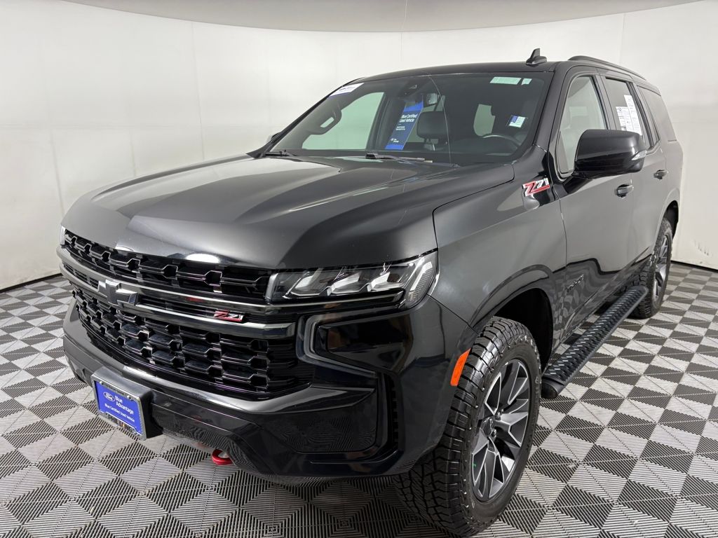 2021 Chevrolet Tahoe Z71 photo 2