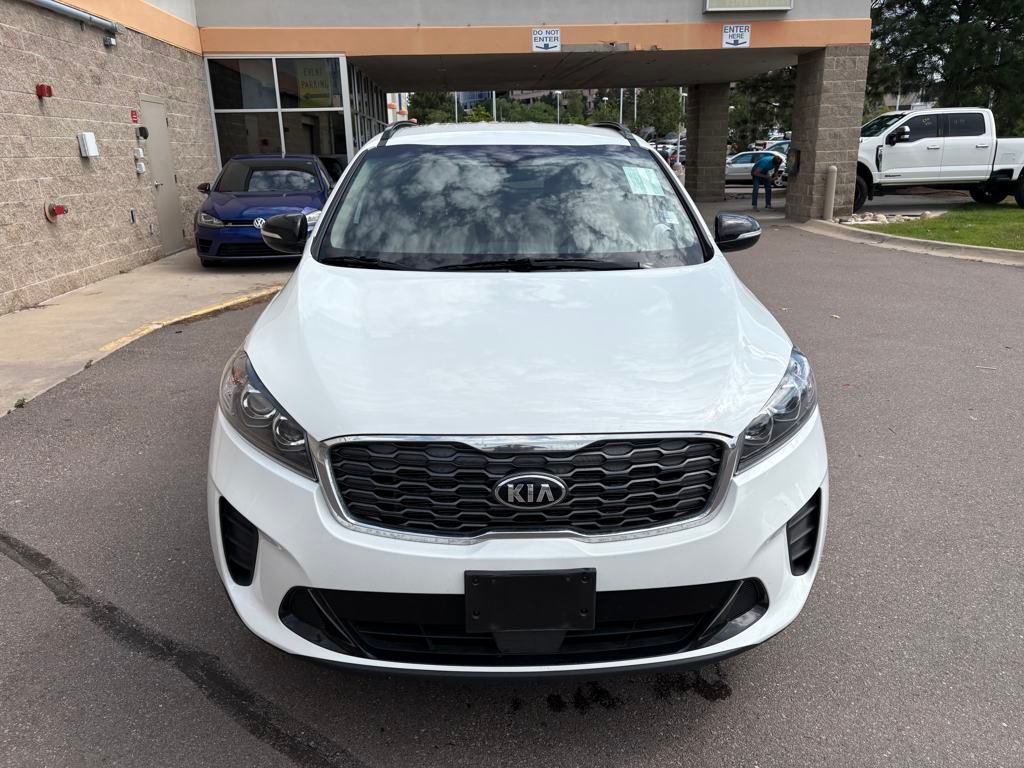 2020 Kia Sorento S photo 2