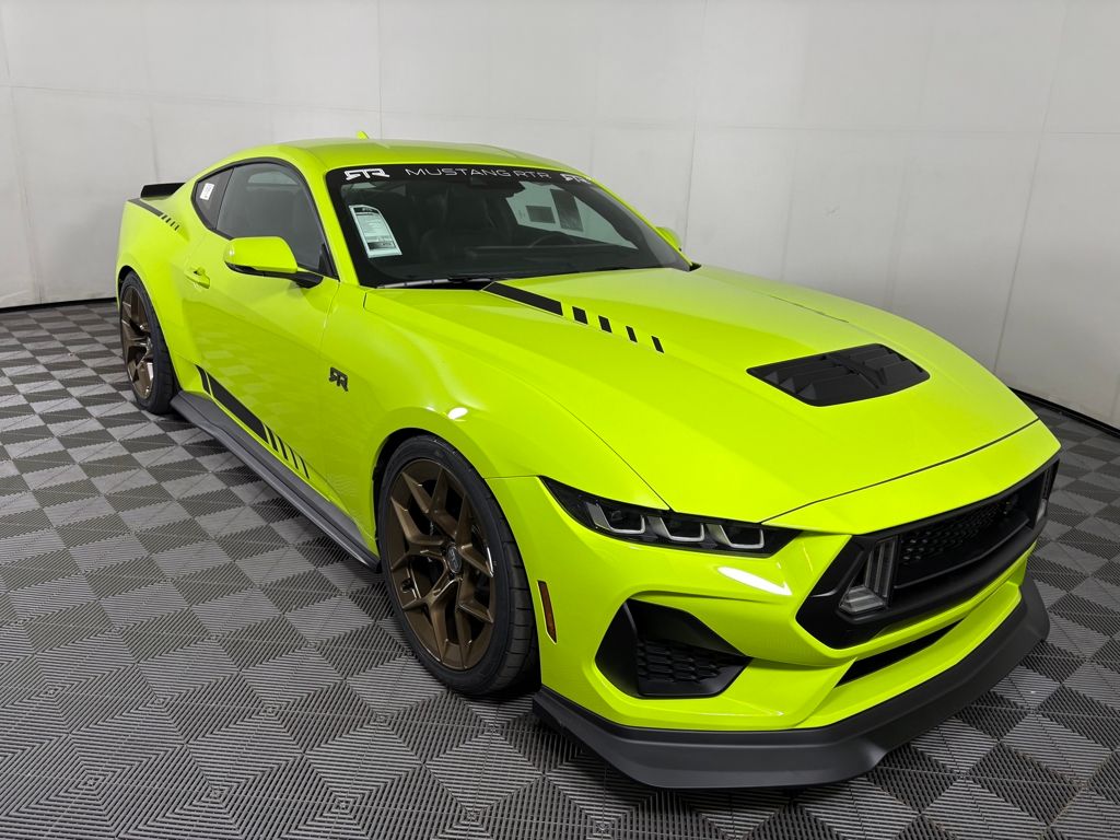 2025 Ford Mustang GT Premium's photo