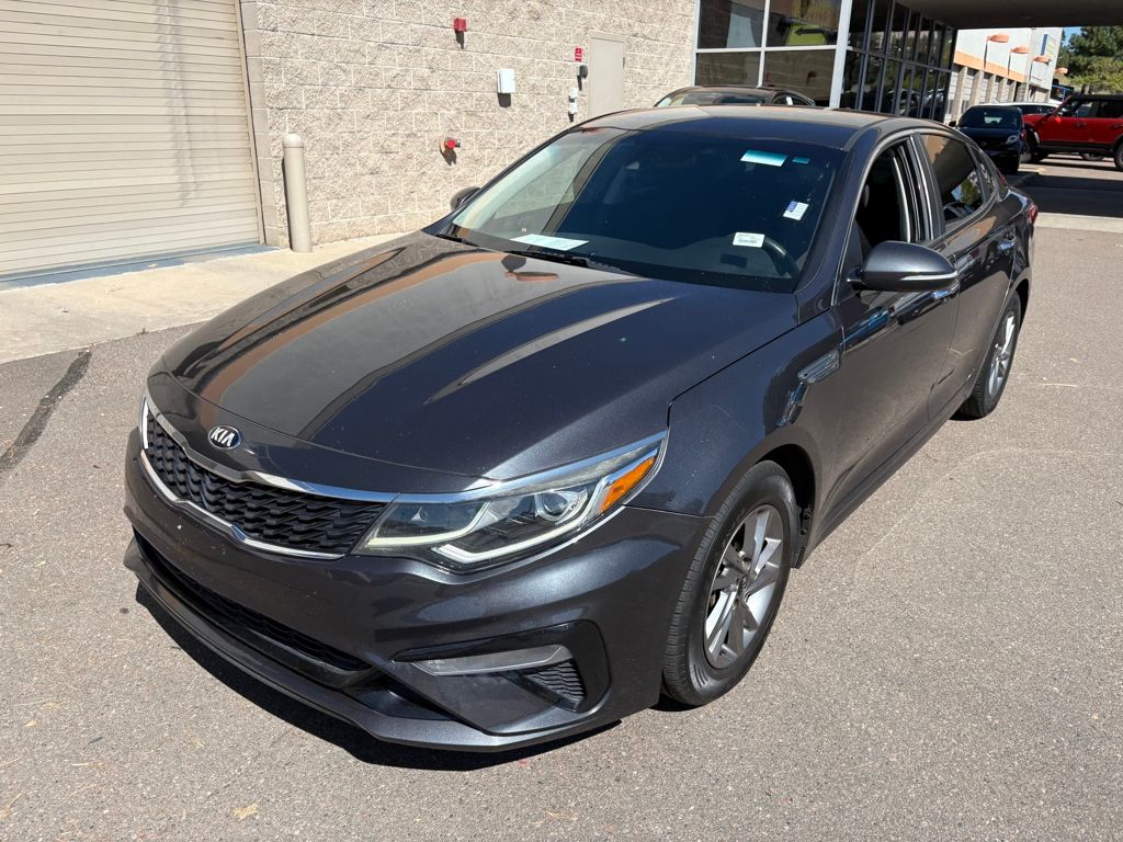 2019 Kia Optima LX photo 3