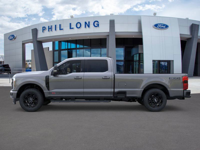 2025 Ford F-350 photo 3