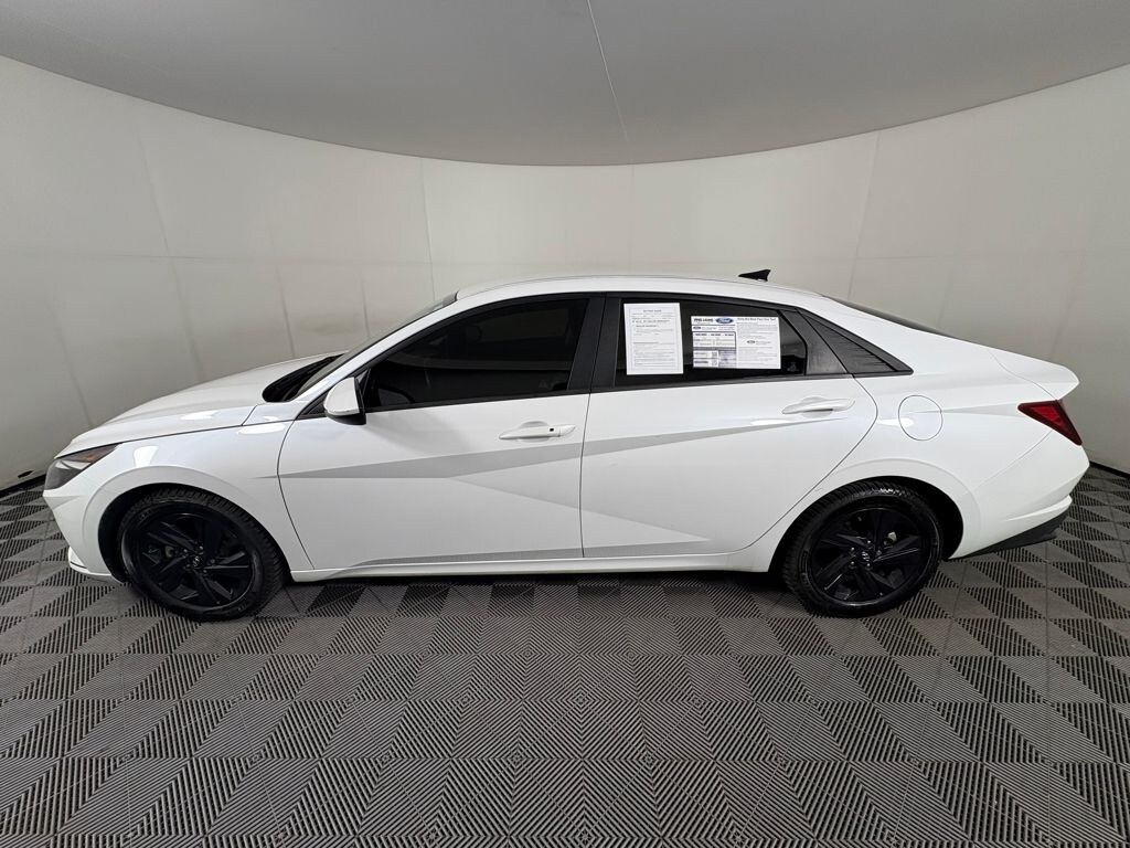 Certified 2022 Hyundai Elantra SEL Sedan