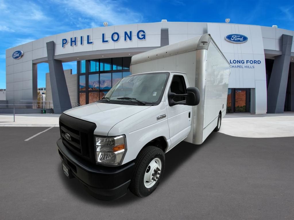 New 2024 Ford E-450SD Base Truck