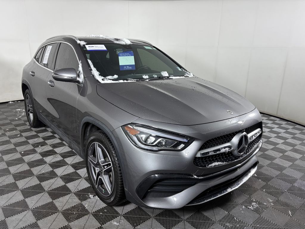 2023 Mercedes-Benz GLA Base's photo