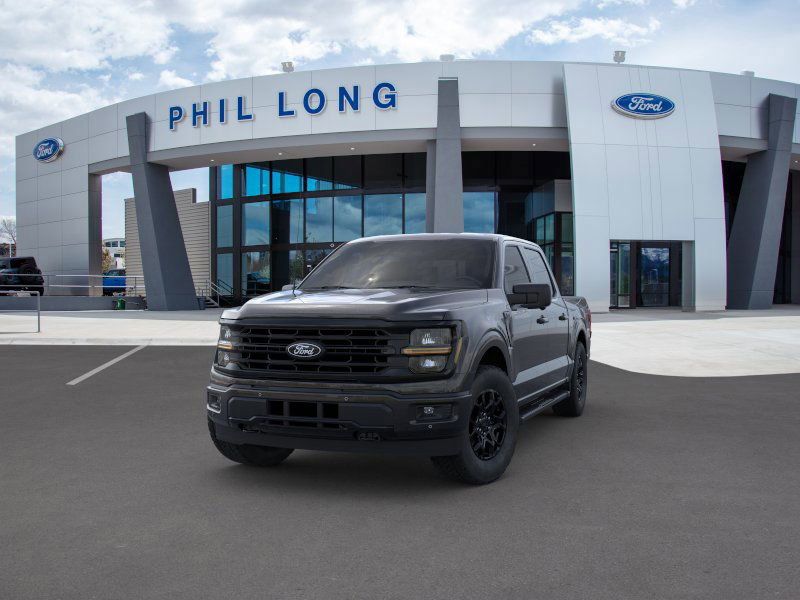 2025 Ford F-150 XLT photo 2