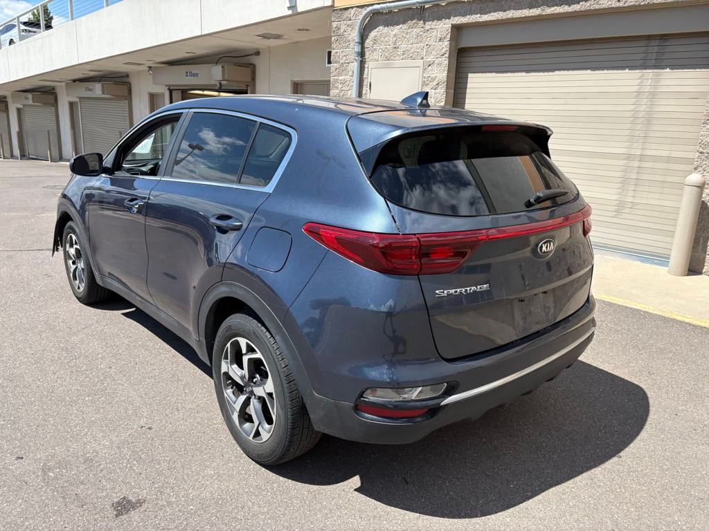 2022 Kia Sportage LX photo 2