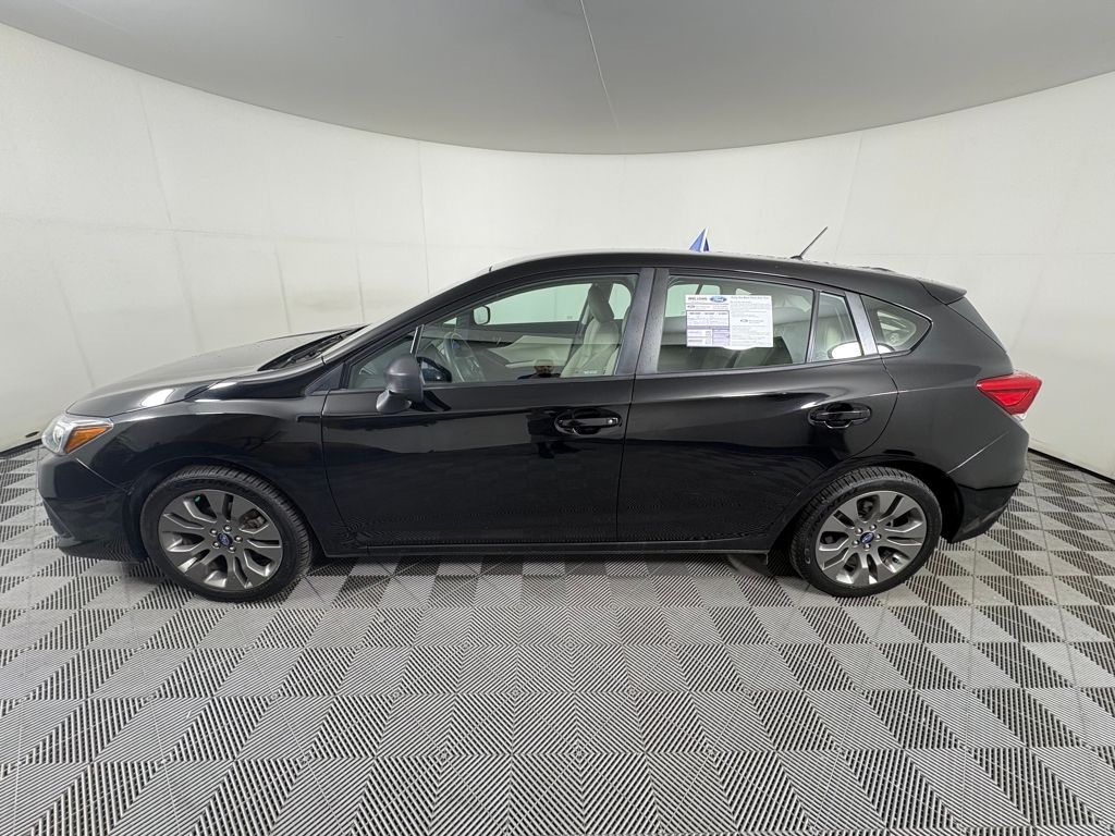 2022 Subaru Impreza Base photo 4