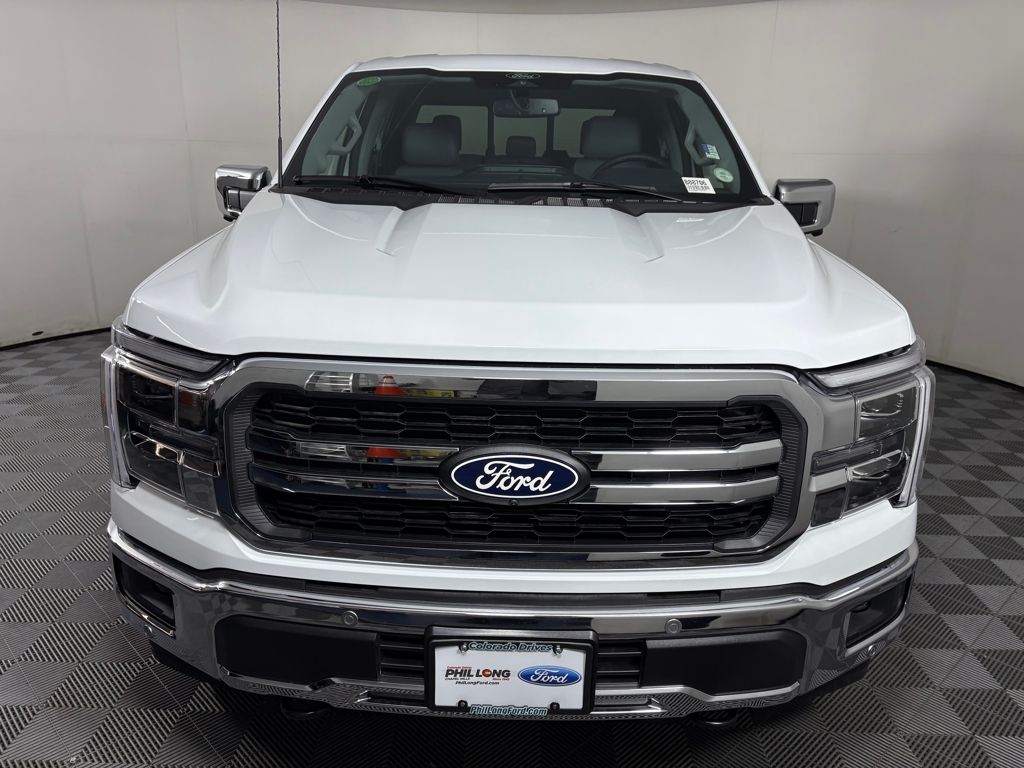 2025 Ford F-150 Lariat photo 2