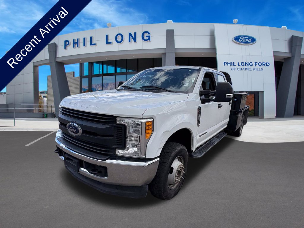 2017 Ford F-350SD XL Chassis