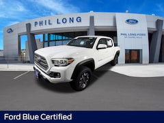 2017 Toyota Tacoma TRD Off-Road Truck