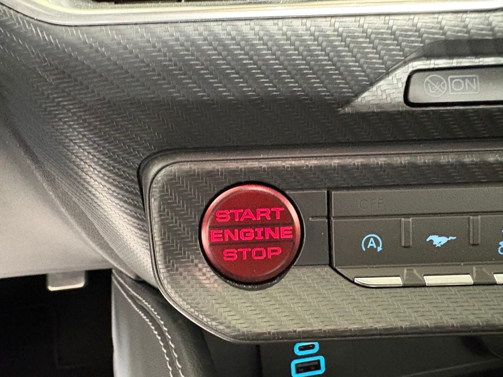 2025 Ford Mustang GT Premium Fastback - Photo 26