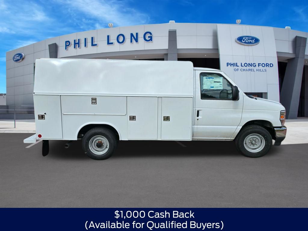 2026 Ford E-Series SRW E-350 Super Duty 138 in WB's photo