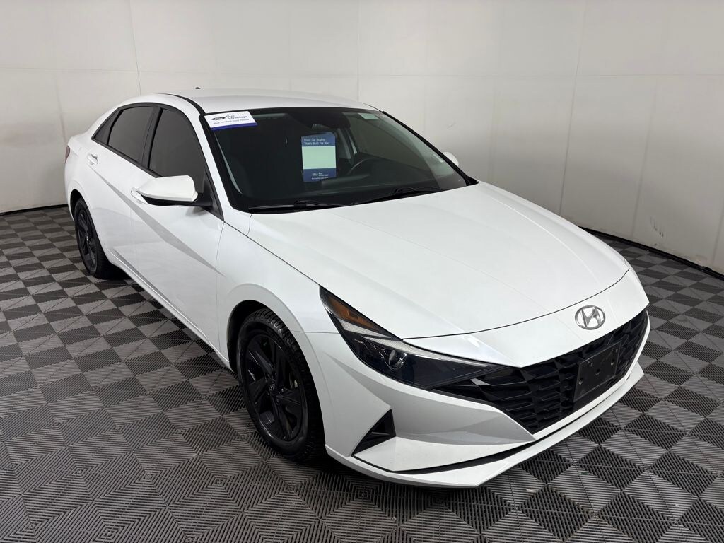 Certified 2022 Hyundai Elantra SEL Sedan