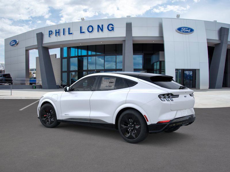 2025 Ford Mustang Mach-E GT photo 4