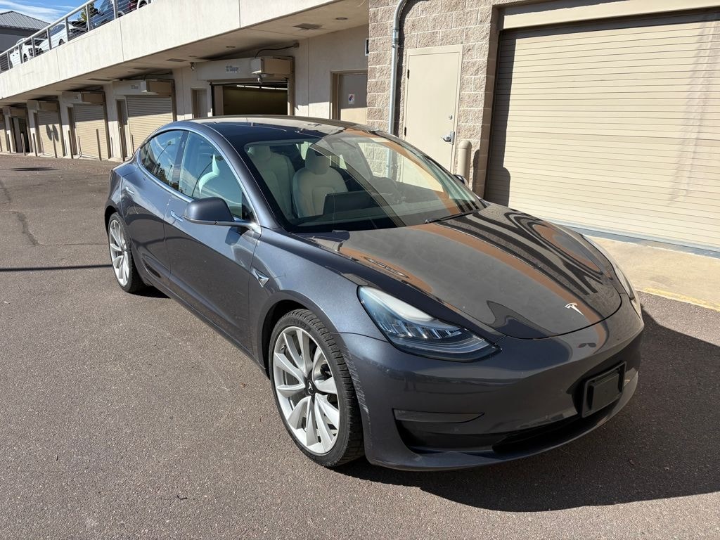 Used 2018 Tesla Model 3  Sedan