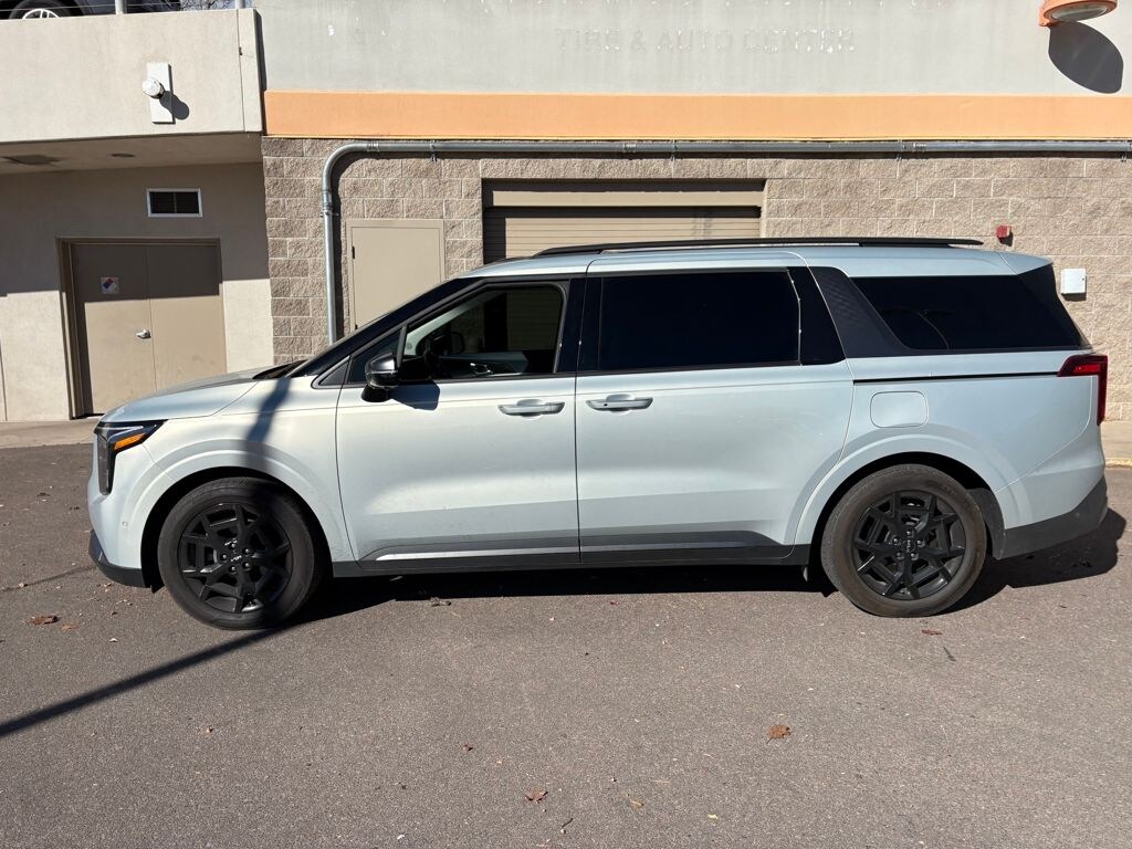 Certified 2025 Kia Carnival SX Minivan/Van