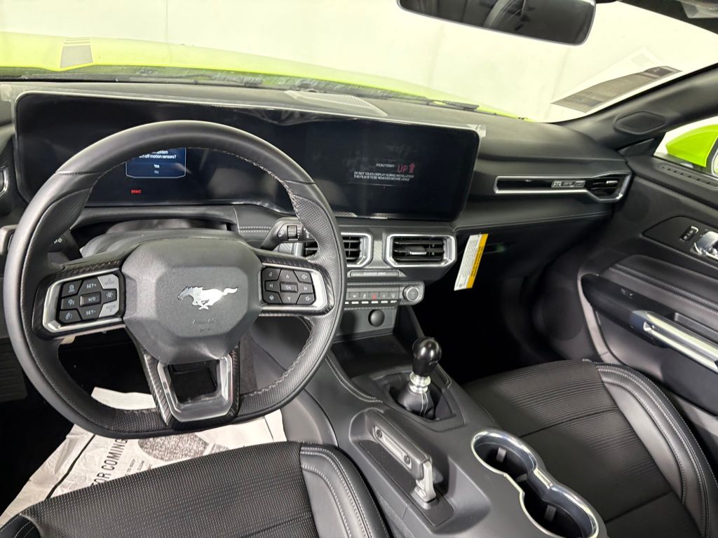 2025 Ford Mustang GT Premium Fastback - Photo 30
