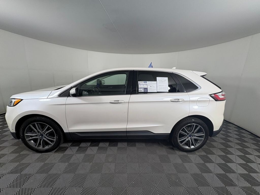 Certified 2019 Ford Edge Titanium SUV