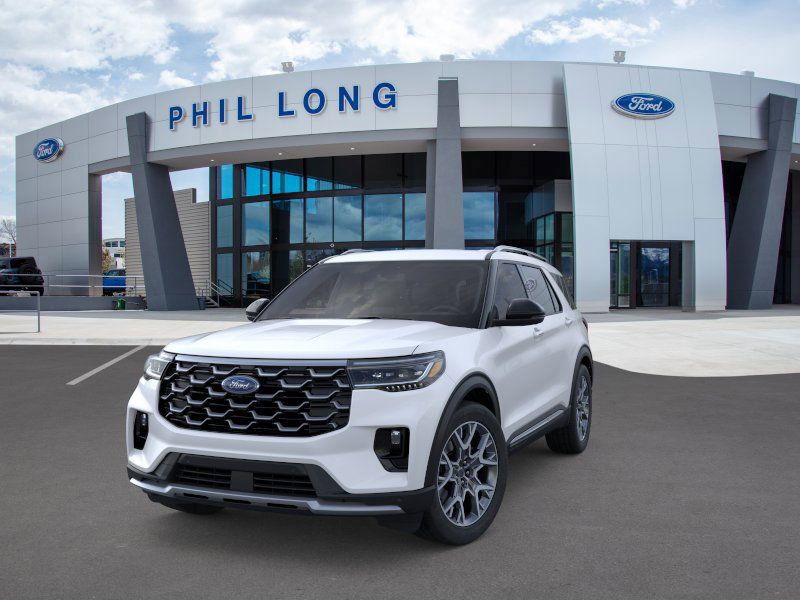 2025 Ford Explorer Platinum photo 2