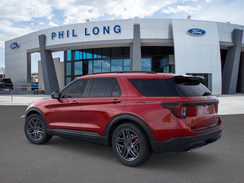2025 Ford Explorer ST-Line photo 4
