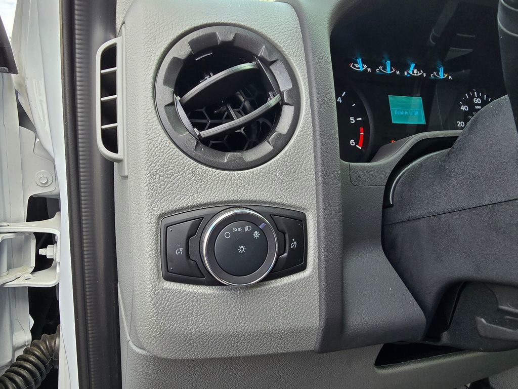 2026 Ford E-Series Cutaway Base - Photo 11