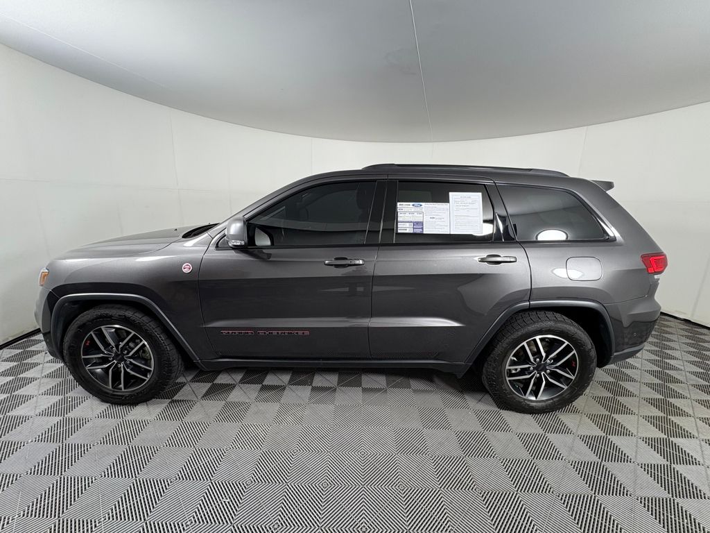 2021 Jeep Grand Cherokee Trailhawk photo 4