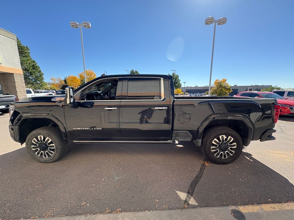 2024 Gmc Sierra 2500 HD Denali photo 4