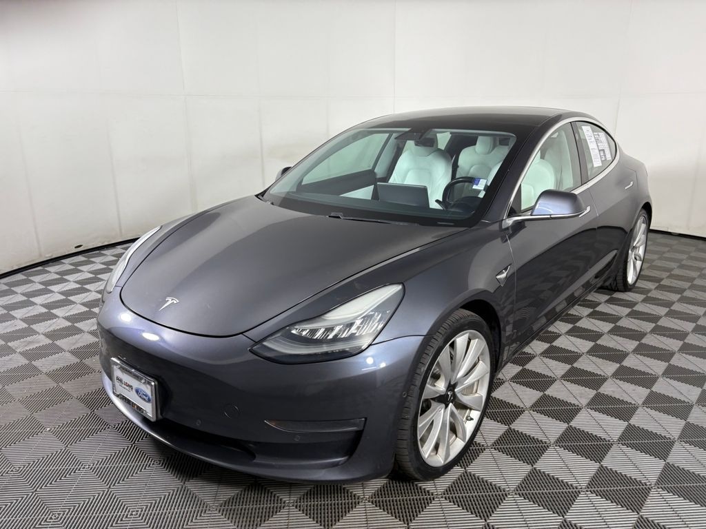 Used 2018 Tesla Model 3  Sedan