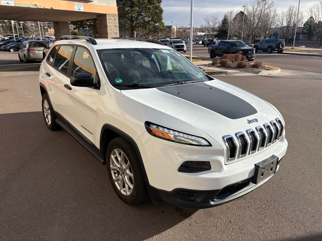 Used 2015 Jeep Cherokee Sport SUV