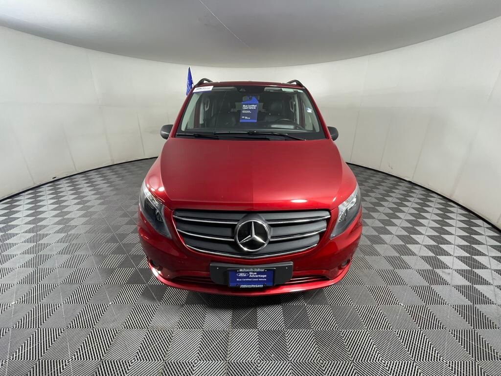 2023 Mercedes Benz Metris Passenger Van photo 3