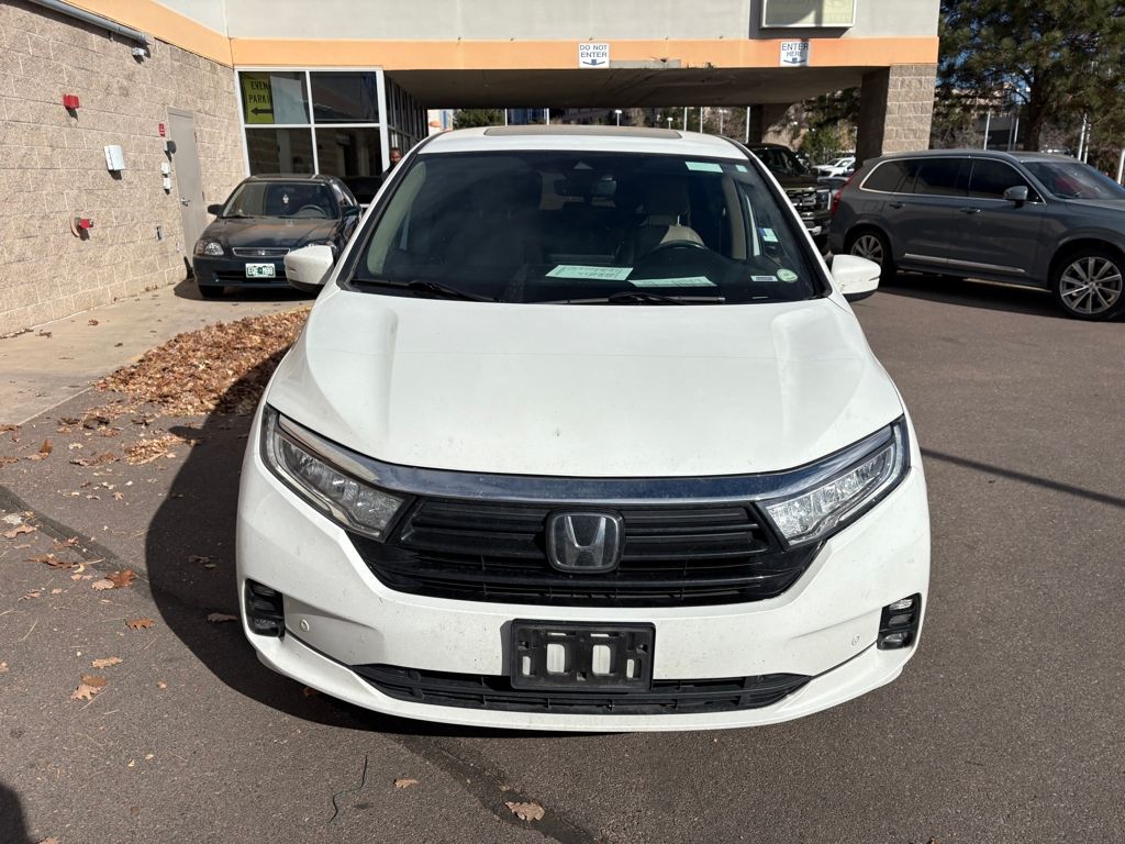 2021 Honda Odyssey Touring photo 2