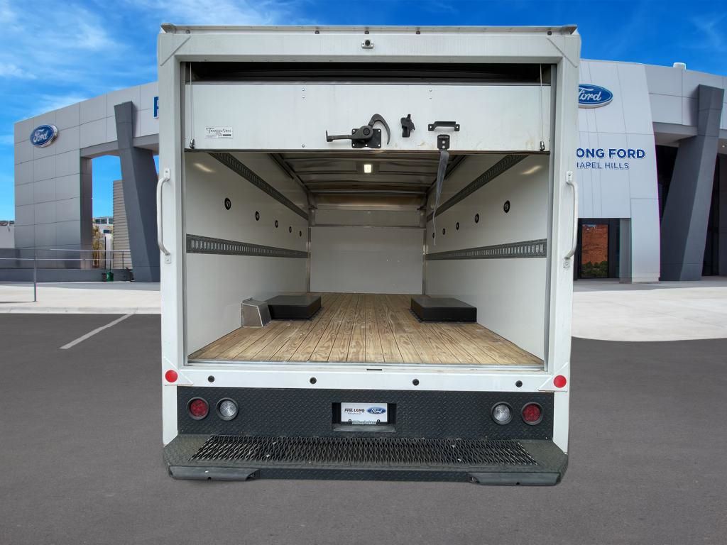 2024 Ford E-Series Cutaway Base - Photo 29