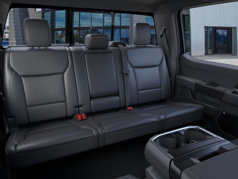 2025 Ford F-150 Lariat photo 4