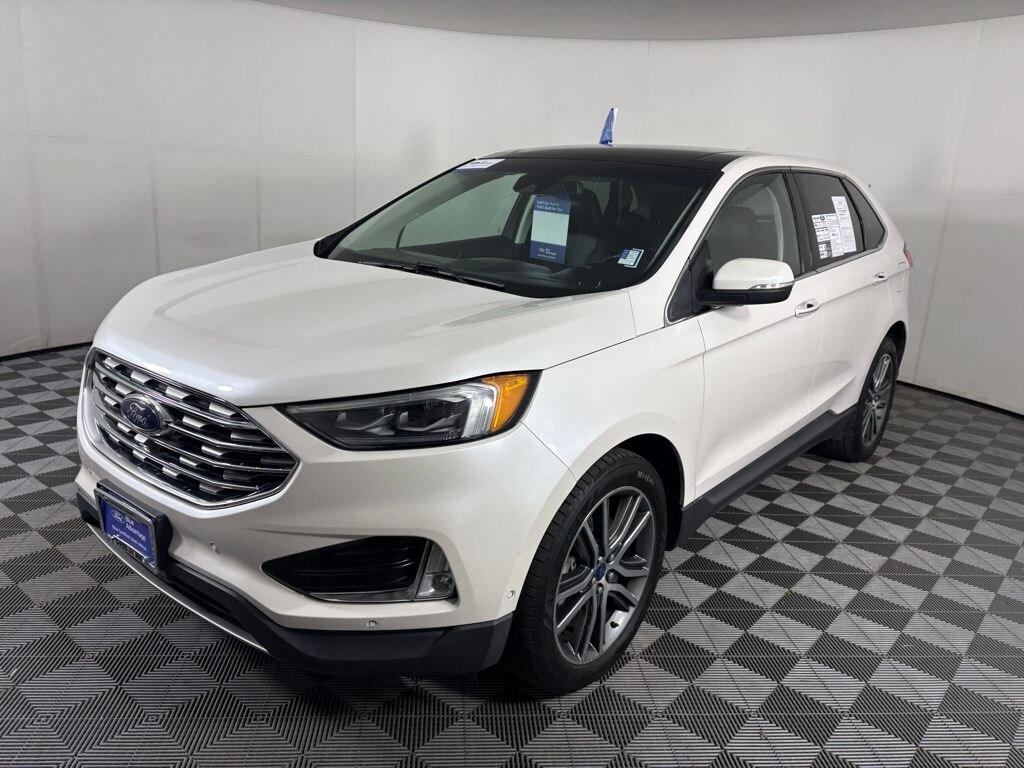 Certified 2019 Ford Edge Titanium SUV