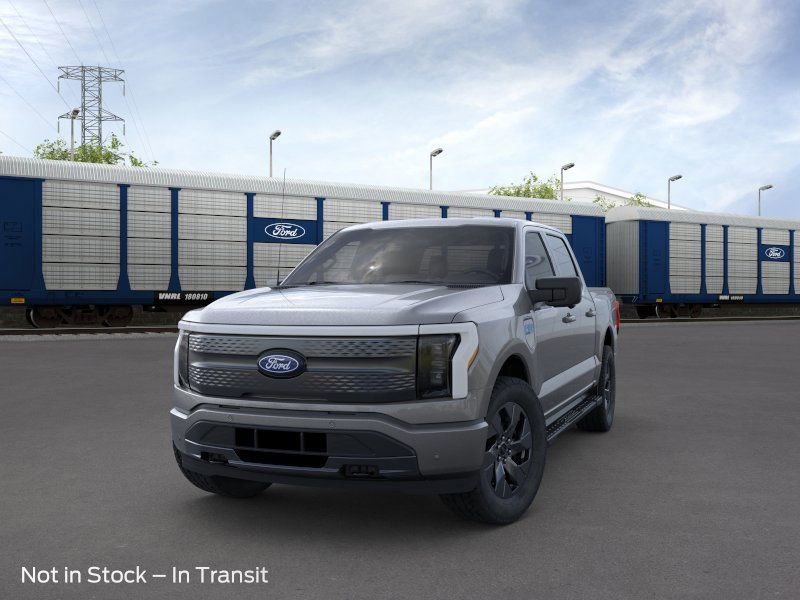 2025 Ford F-150 Lightning photo 2