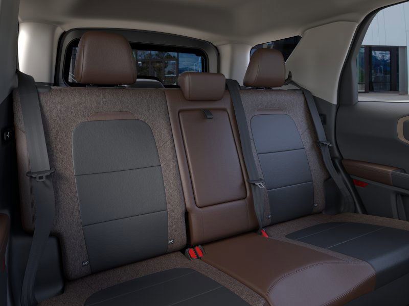 2025 Ford Bronco Sport Outer Banks photo 2