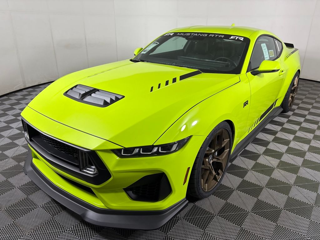 2025 Ford Mustang GT Premium photo 3