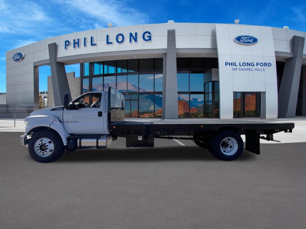 New 2025 Ford F-650SD Base Truck Regular Cab