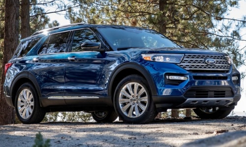 2020 Ford Explorer parked cliff opening forest