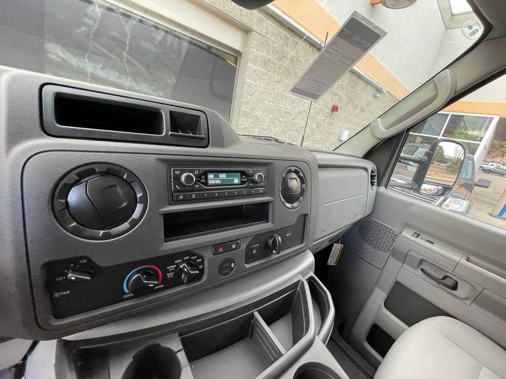 2024 Ford E-Series Cutaway Base - Photo 19